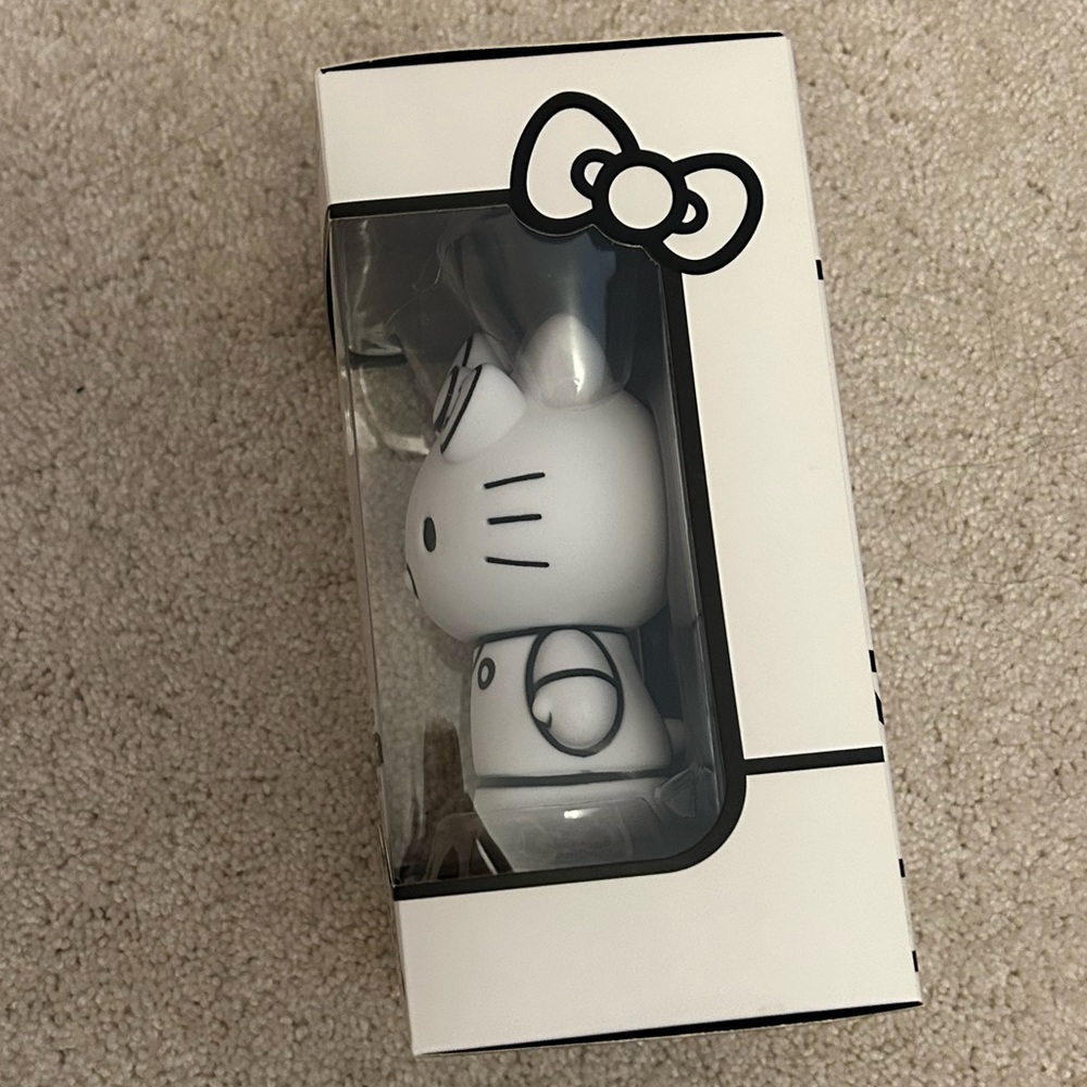 hello kitty limited edition line art edition vinyl figure - Picture 4 of 10